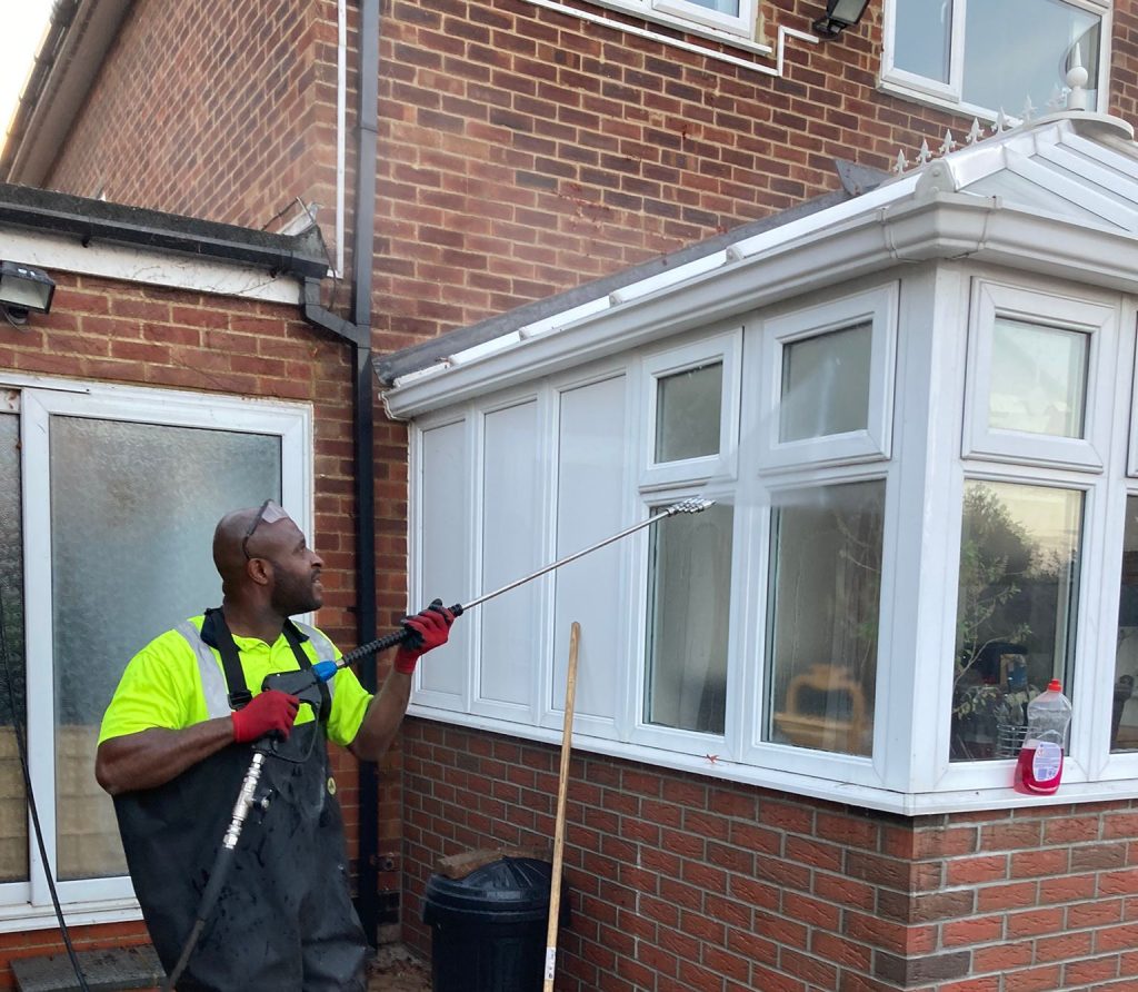 render cleaning in london