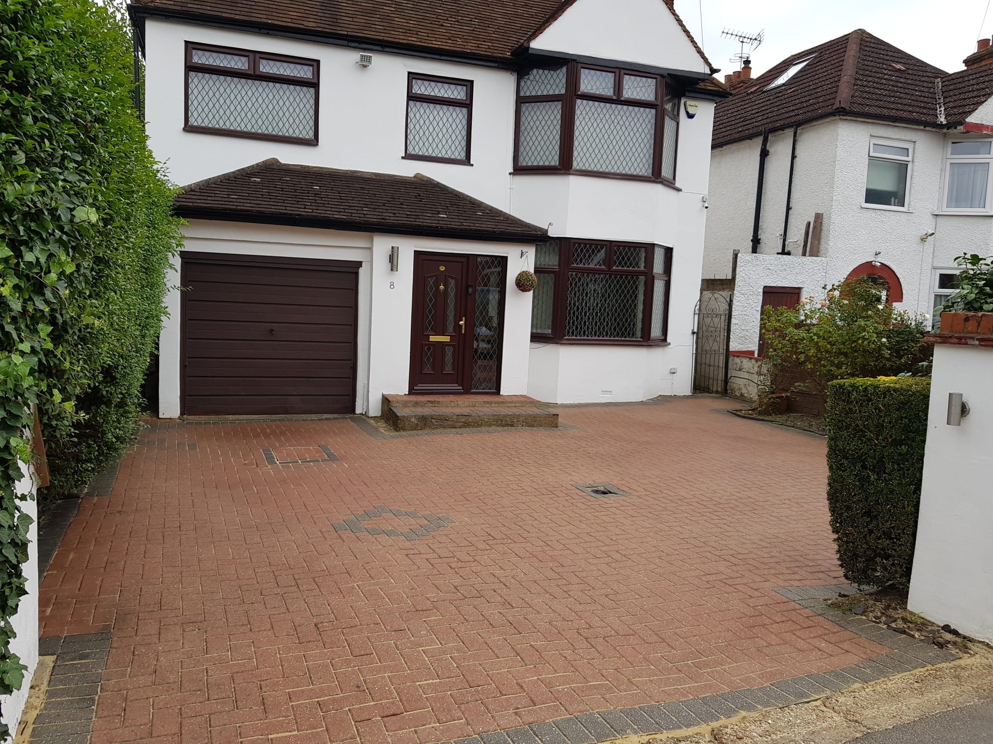 Read more about the article Driveway Sealing in Camberley, Surrey