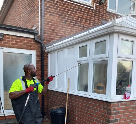 render cleaning in london
